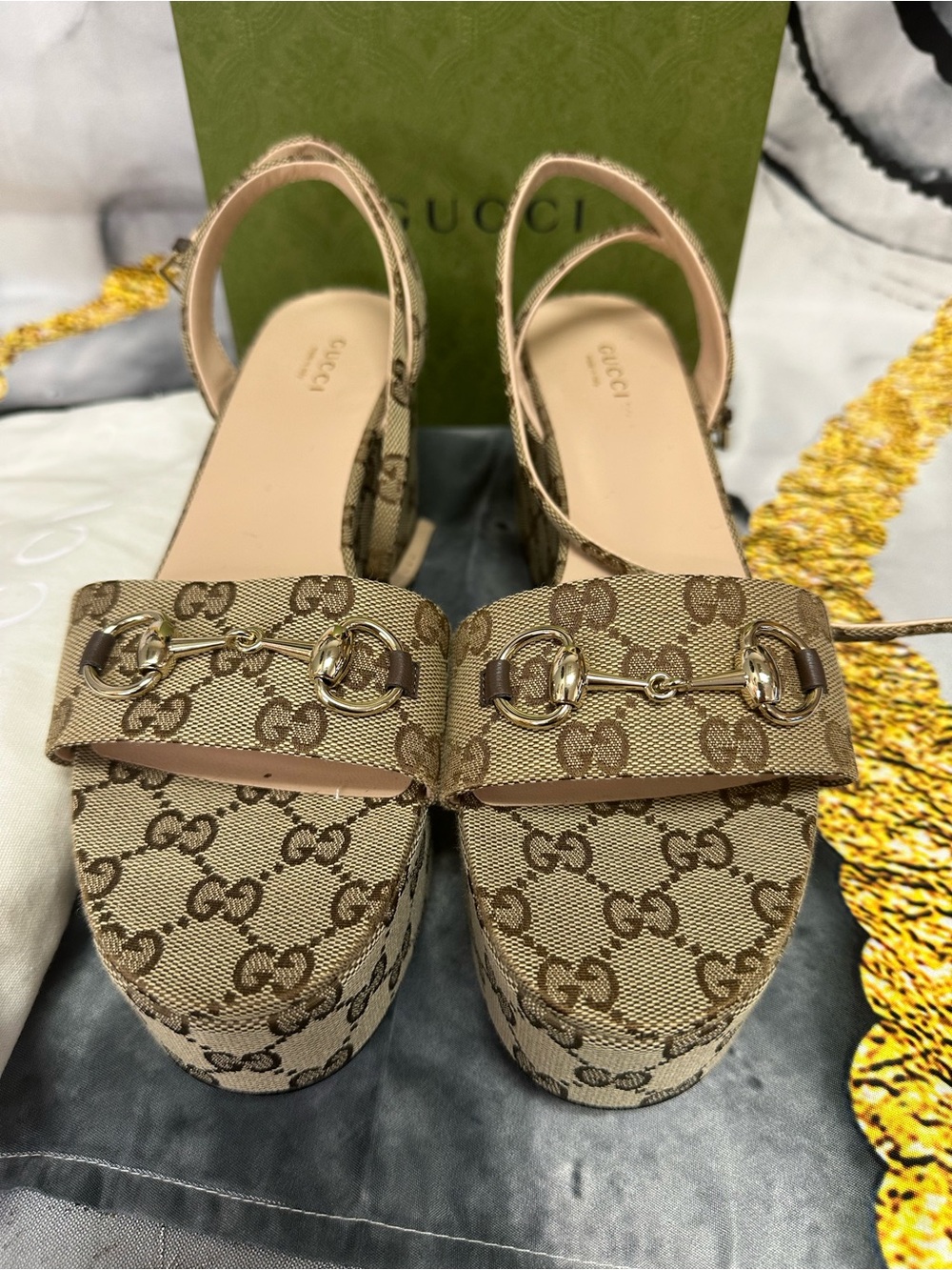 Gucci Brown GG Canvas Platform Wedges with Gold Hardware New with box and duster - Picture 2 of 4